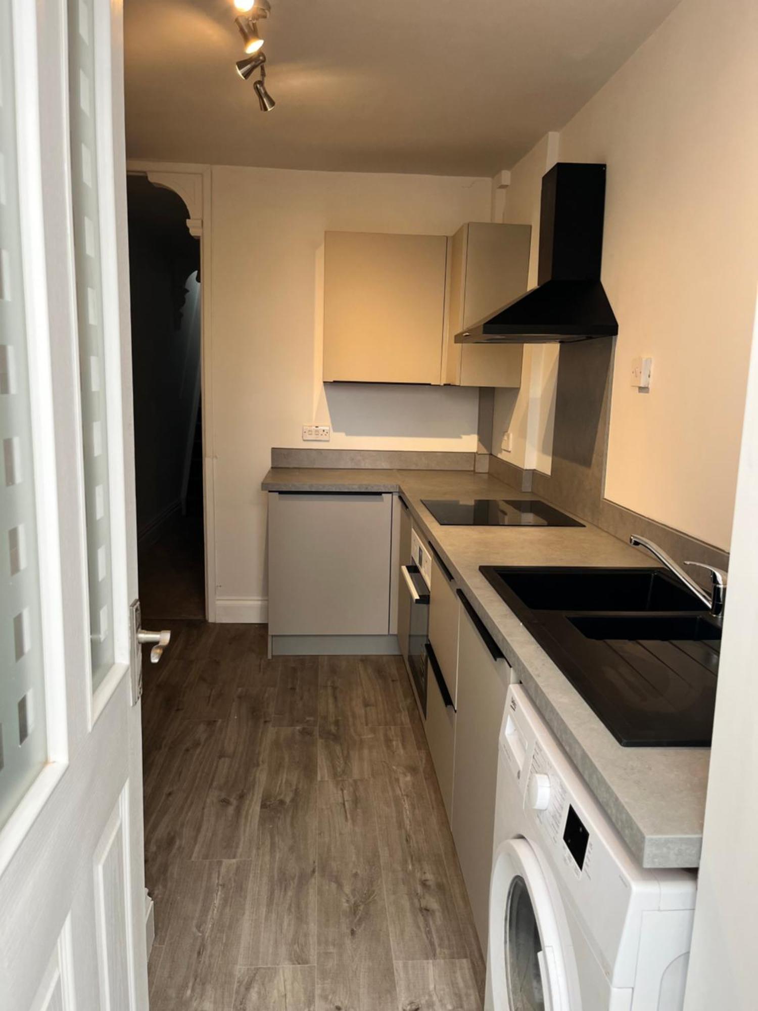 Southsea Homestays - Three Bedroom Home, Sleeps 8 - With Garden & Hot Tub Portsmouth Eksteriør billede